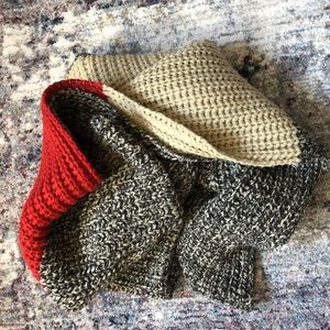 Roots infinity scarf